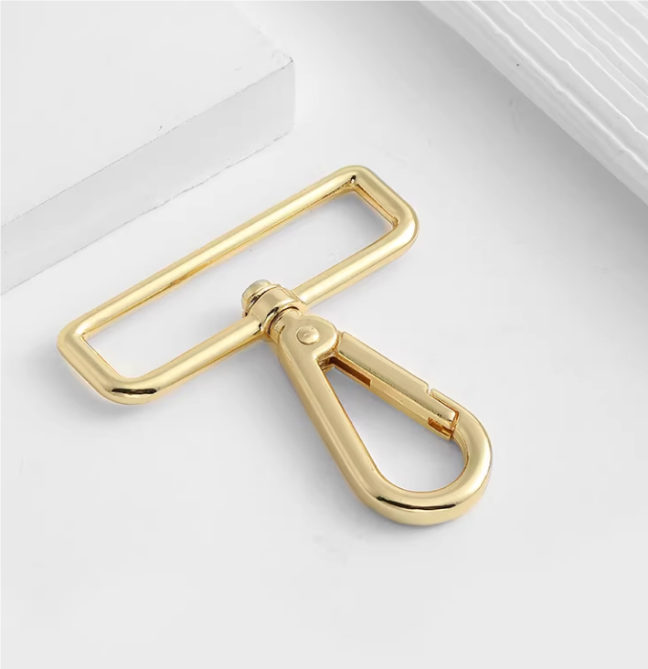 Charm Buckle Strap Converter (Evelyne)