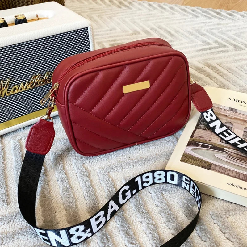 Women's High Quality PU Leather Rolling Strip Handbag – Elegant Structured Bag