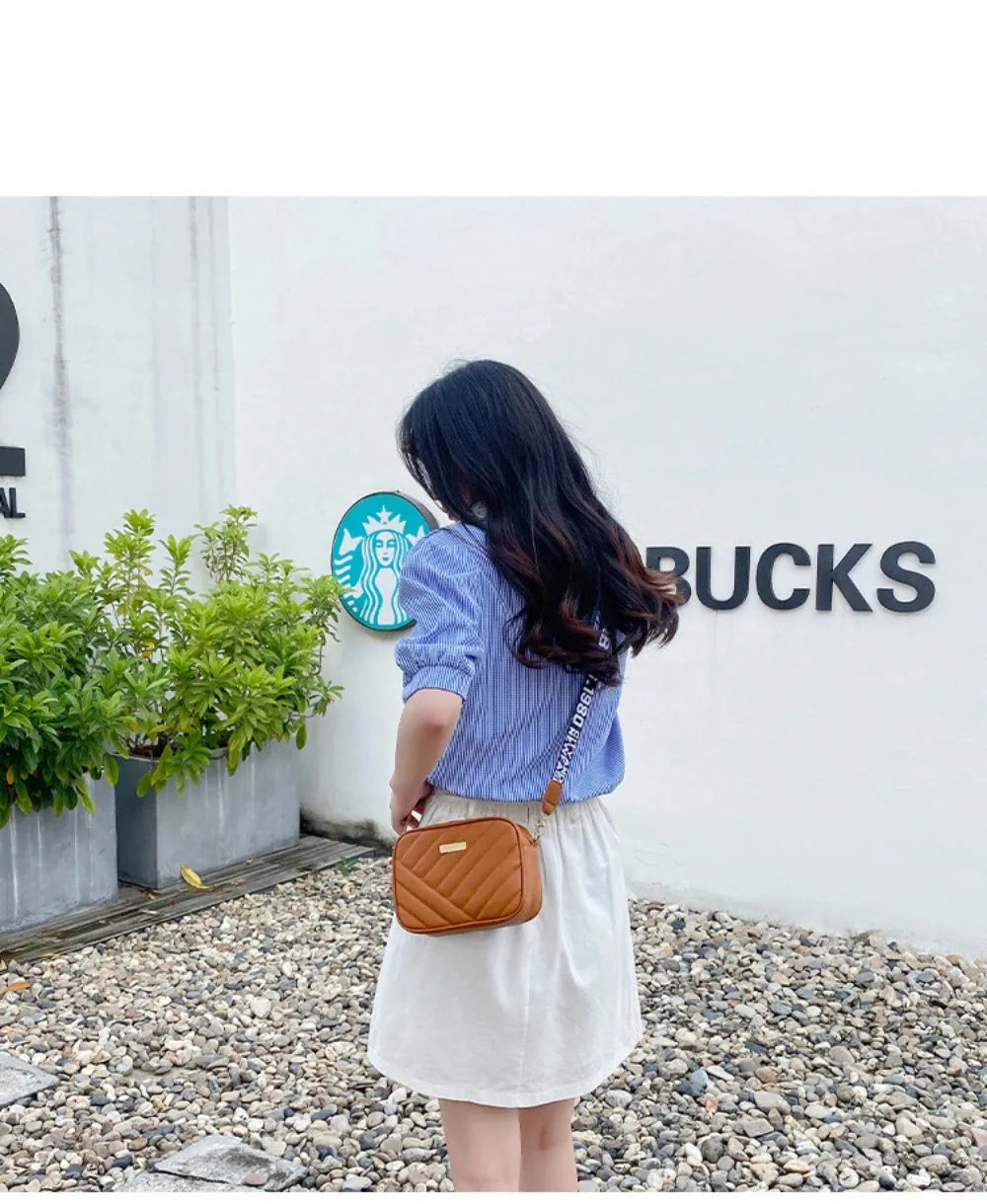Women's High Quality PU Leather Rolling Strip Handbag – Elegant Structured Bag