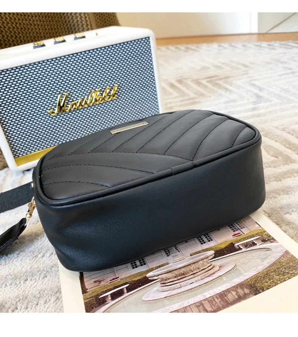 Women's High Quality PU Leather Rolling Strip Handbag – Elegant Structured Bag