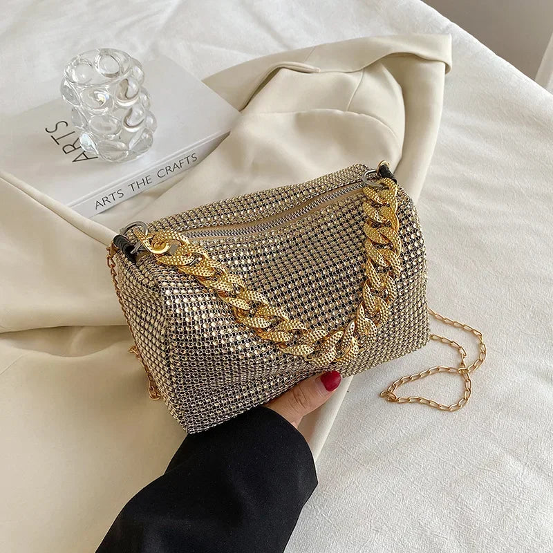 Allover Rhinestone Bucket Bag with Glitter Chain – Sparkling Evening Handbag for Women